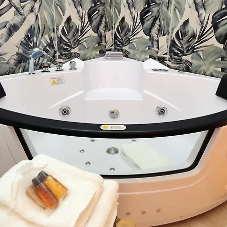 Flatinrome Trastevere 2 - Jacuzzi In Trastevere Appartement *